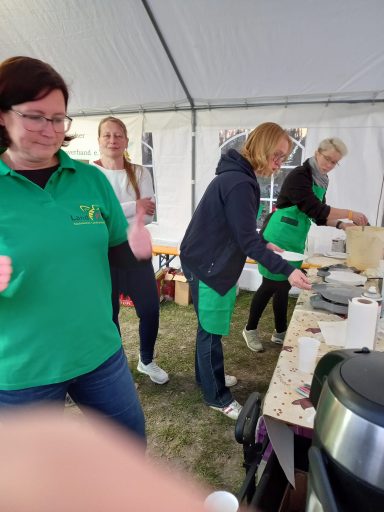 2025 - Hier werden leckere Waffeln gebacken