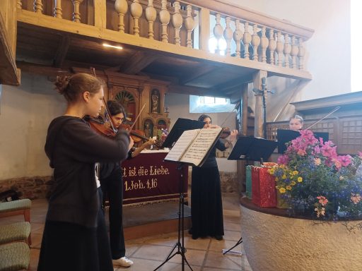 Buchlesung mit musikalischer Umrahmung