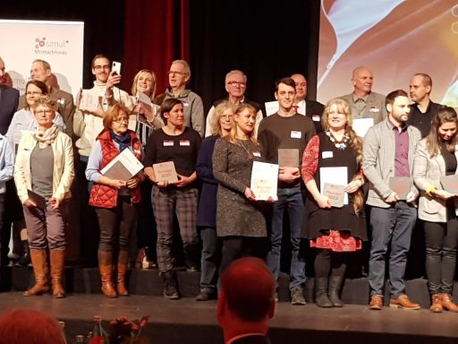 Simul-Mitmachfonds Geld für den Außensitz am Bürgerhaus