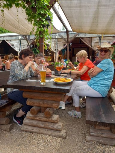 Radtour 2025 - Mittagsrast am See.